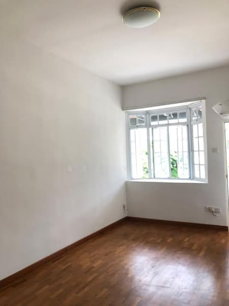 Lucky Heights Bayshore, Parbury Avenue, 4 Bedrooms, 2,200 sqft, Terraced House For Rent, by Razak ., 13812896 - PropertyGuru.com.sg