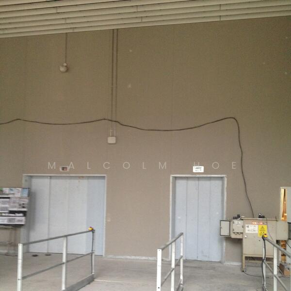 Coldroom for Rent, 30 Alexandra Lane, 200 sqft, Light Industrial (B1) For Rent, by Malcolm Hoe, 13820366 - loading bay - CommercialGuru.com.sg