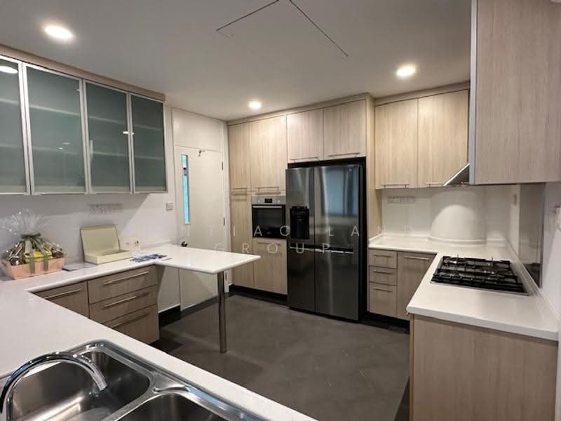 The Colonnade, 82 Grange Road, Tanglin / Holland / Bukit Timah, 4 Bedrooms, 3,994 sqft, Apartment For Rent, by Pontiac Land Group, 13905663 - Kitchen - PropertyGuru.com.sg