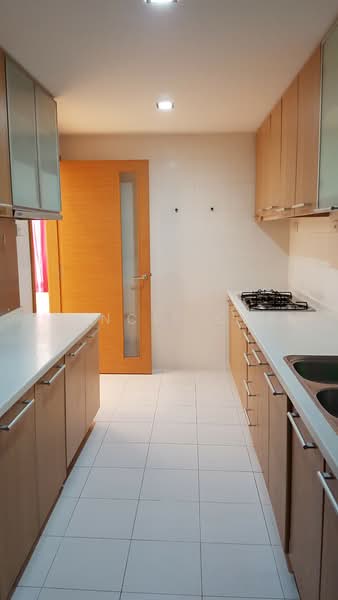 The Waterina, 55 Lorong 40 Geylang, 3 Bedrooms, 1,495 sqft, Apartment For Rent, by Francis Chin, 13983709 - PropertyGuru.com.sg