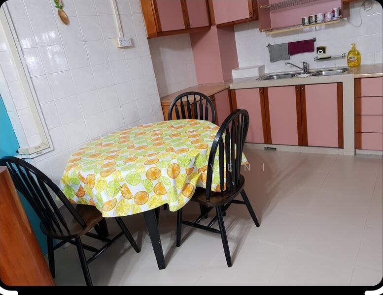 For Rent - 850 Hougang Central