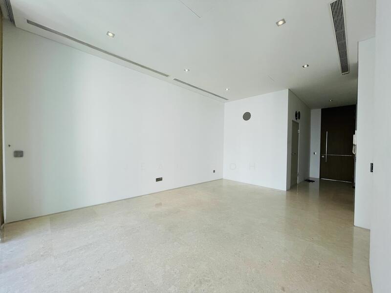 For Rent - 8 Rodyk