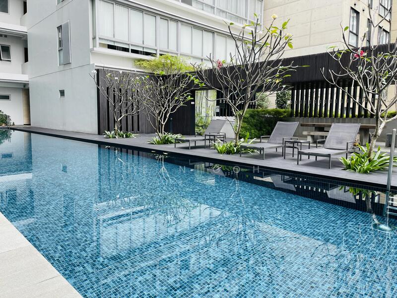 For Rent - 8 Rodyk