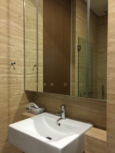 For Rent - 8 Rodyk