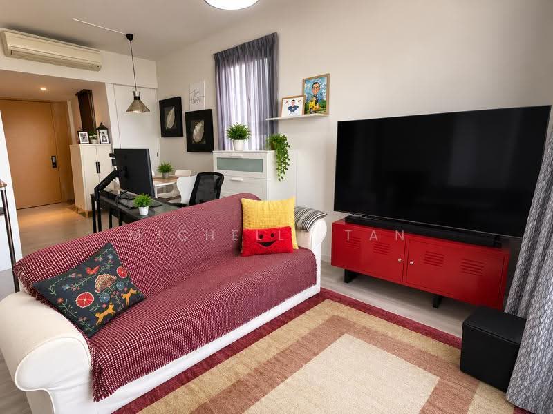 Cube 8, 376 Thomson Road, Newton / Novena, 1 Bedroom, 562 sqft, Condominium For Sale, by Michelle Tan, 14148425 - Living Room - PropertyGuru.com.sg
