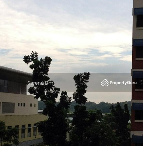 275B Jurong West Street 25, 275B Jurong West Street 25, Boon Lay / Jurong / Tuas, 3 Bedrooms, 1,194 sqft, HDB Flat For Rent, by Serene Lim, 14178069 - Partial unblock view from bedroom - PropertyGuru.com.sg