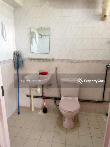 275B Jurong West Street 25, 275B Jurong West Street 25, Boon Lay / Jurong / Tuas, 3 Bedrooms, 1,194 sqft, HDB Flat For Rent, by Serene Lim, 14178069 - attached bath - PropertyGuru.com.sg