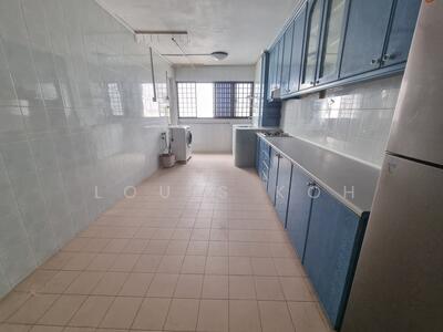 For Rent - 825 Tampines Street 81