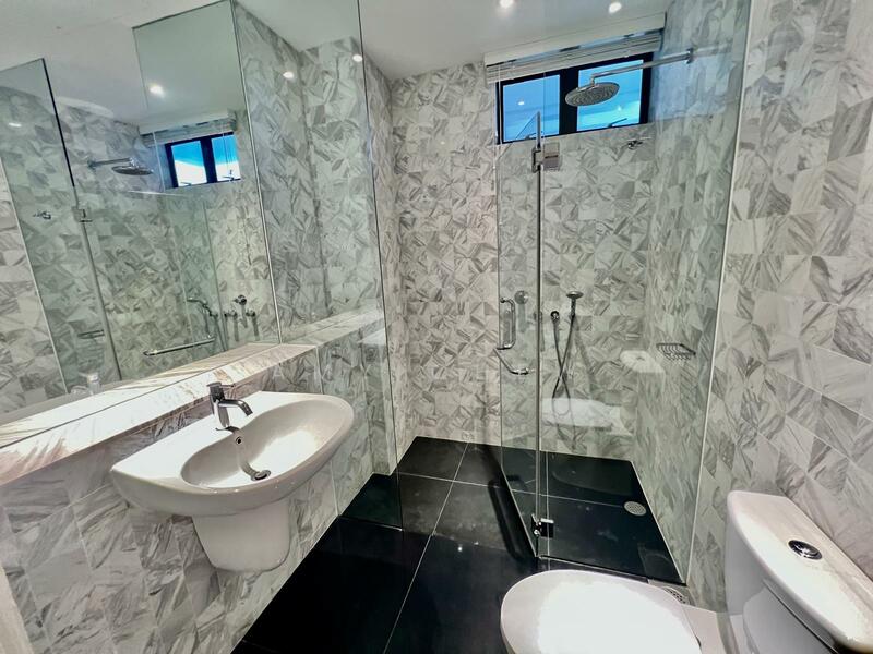 For Rent - The Colonnade