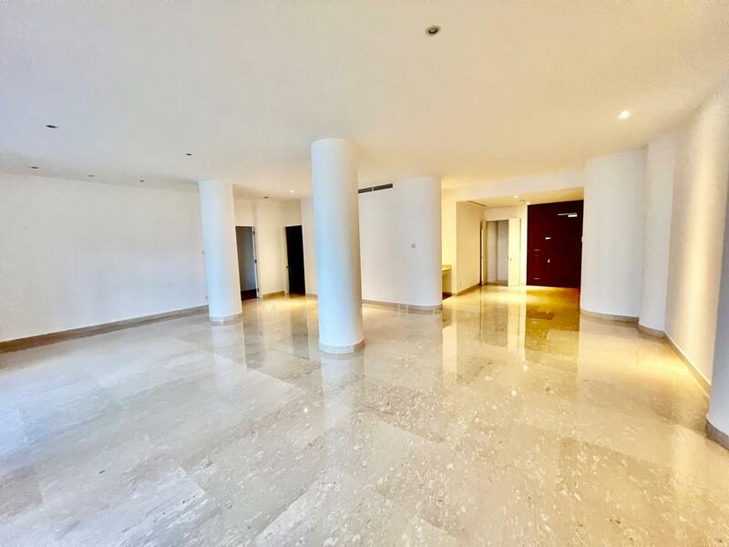 For Rent - The Colonnade