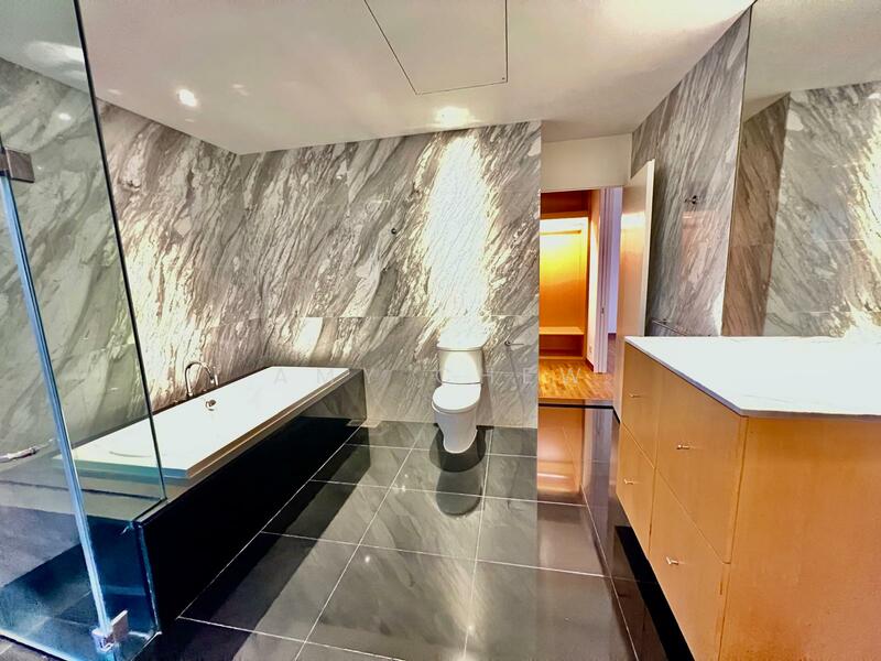 For Rent - The Colonnade