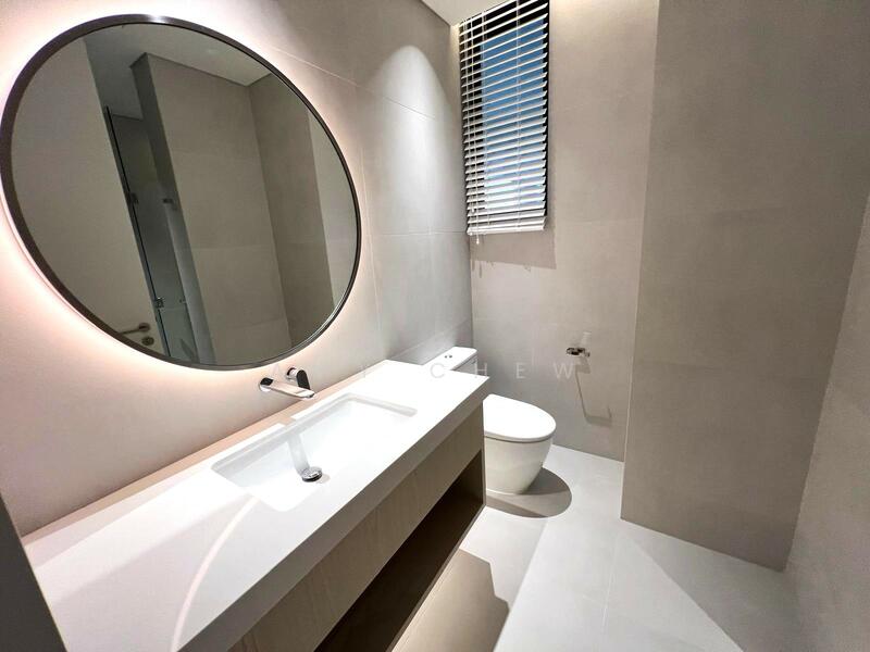 For Rent - The Colonnade