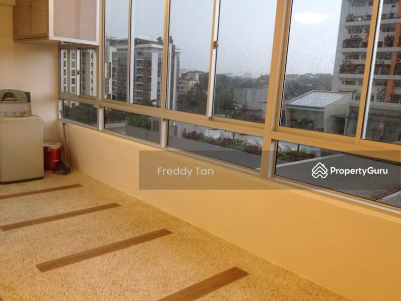 Extended balcony and fully air con
