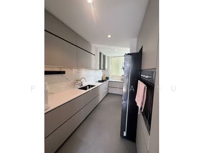 For Sale - Goldenhill Park Condo