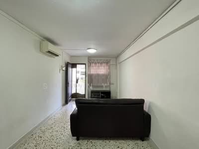 For Rent - 12 Pine Close