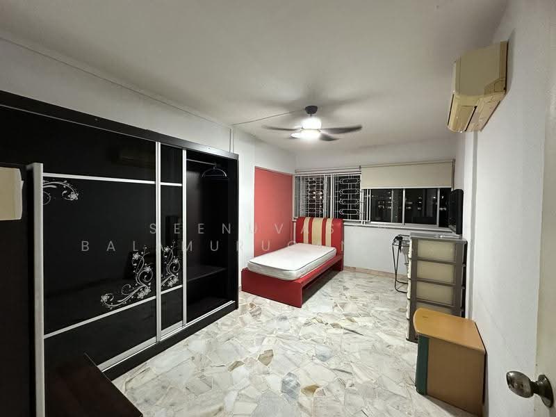 320 Jurong East Street 31, 320 Jurong East Street 31, Boon Lay / Jurong / Tuas, Room Rental, 150 sqft, HDB Flat For Rent, by Seenuvasan Balamurugan (Bala), 14558442 - PropertyGuru.com.sg