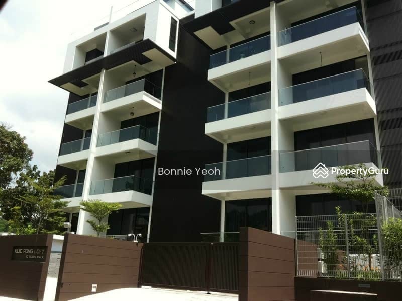 Kuie Pong Loft, Robin Walk, Tanglin / Holland / Bukit Timah, 3 Bedrooms, 1,480 sqft, Condominium For Rent, by Bonnie Yeoh, 14583704 - front gate of Kuie Pong Loft - PropertyGuru.com.sg