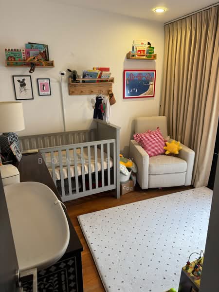 Kuie Pong Loft, 10 Robin Walk, 3 Bedrooms, 1,580 sqft, Condominium For Rent, by Bonnie Yeoh, 14583737 - PropertyGuru.com.sg