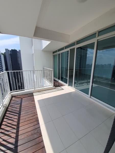 The Metropolitan Condominium, 8 Alexandra View, 4 Bedrooms, 1,755 sqft, Condominium For Rent, by Raymond Goh, 14641467 - PropertyGuru.com.sg