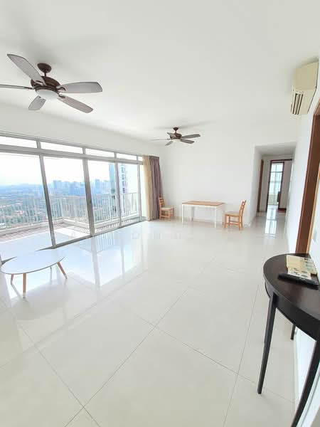 The Metropolitan Condominium, 8 Alexandra View, 4 Bedrooms, 1,755 sqft, Condominium For Rent, by Raymond Goh, 14641467 - PropertyGuru.com.sg