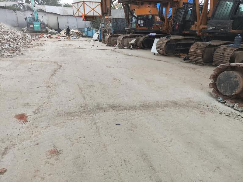 Fenced Open Yard | Cement | With Power & Water | No Subdivision | Not For Few Mths Rent