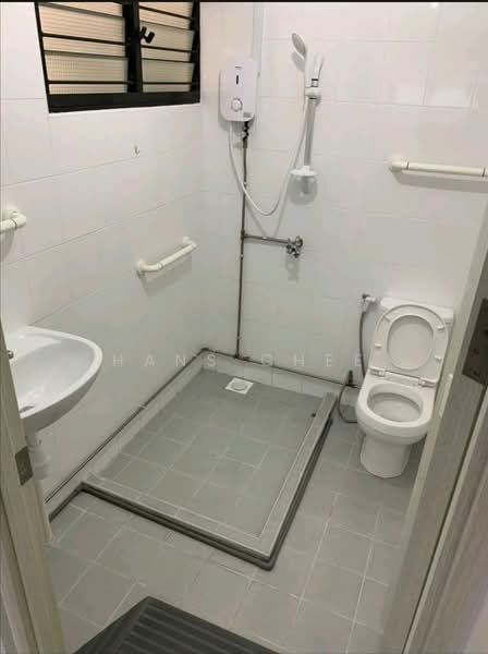 For Rent - 681 Race Course Road