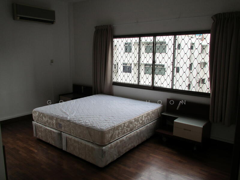 For Rent - Lion Towers