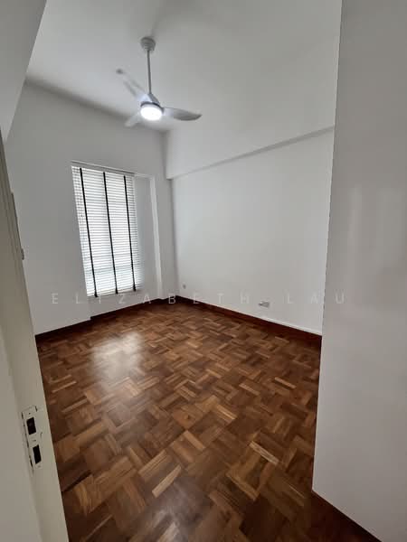 Cavendish Park, 18 Pine Grove, 3 Bedrooms, 1,313 sqft, Condominium For Rent, by Elizabeth Lau, 15050904 - Generous 3rd bedroom  - PropertyGuru.com.sg
