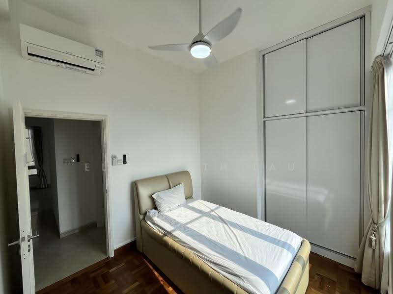 Cavendish Park, 18 Pine Grove, 3 Bedrooms, 1,313 sqft, Condominium For Rent, by Elizabeth Lau, 15050904 - 2nd bedroom with super single  - PropertyGuru.com.sg