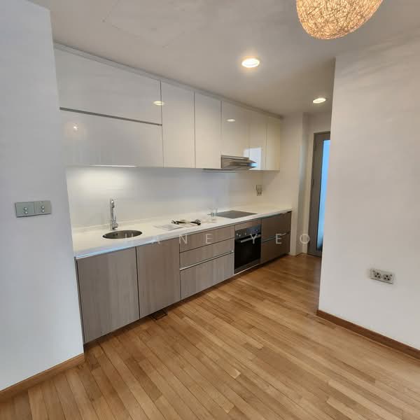 One Shenton, 1 Shenton Way, 2 Bedrooms, 1,119 sqft, Condominium For Rent, by Shane Yeo, 15134248 - PropertyGuru.com.sg