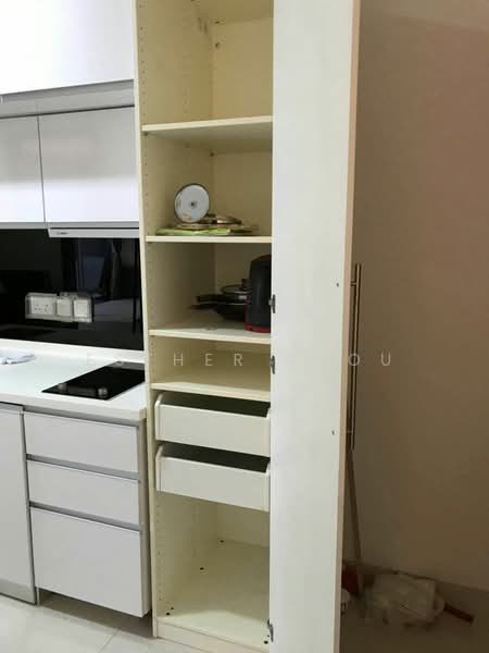 Centra Studios, 25 Lorong 25 Geylang, 1 Bedroom, 468 sqft, Apartment For Rent, by Esther Zhou, 15241955 - PropertyGuru.com.sg
