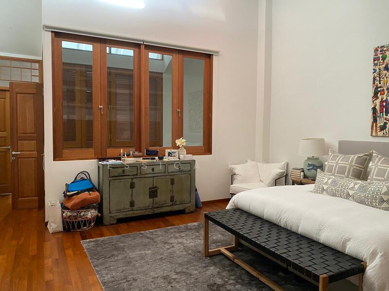 Blair road Short Term Lease, Blair Road, 3 Bedrooms, 4,240 sqft, Conservation House For Rent, by Jessica Teoh, 15249878 - Master bedroom Side View - PropertyGuru.com.sg