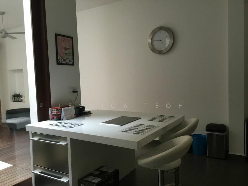 Blair road Short Term Lease, Blair Road, 3 Bedrooms, 4,240 sqft, Conservation House For Rent, by Jessica Teoh, 15249878 - Kitchen island with wine fridge, dishwasher - PropertyGuru.com.sg