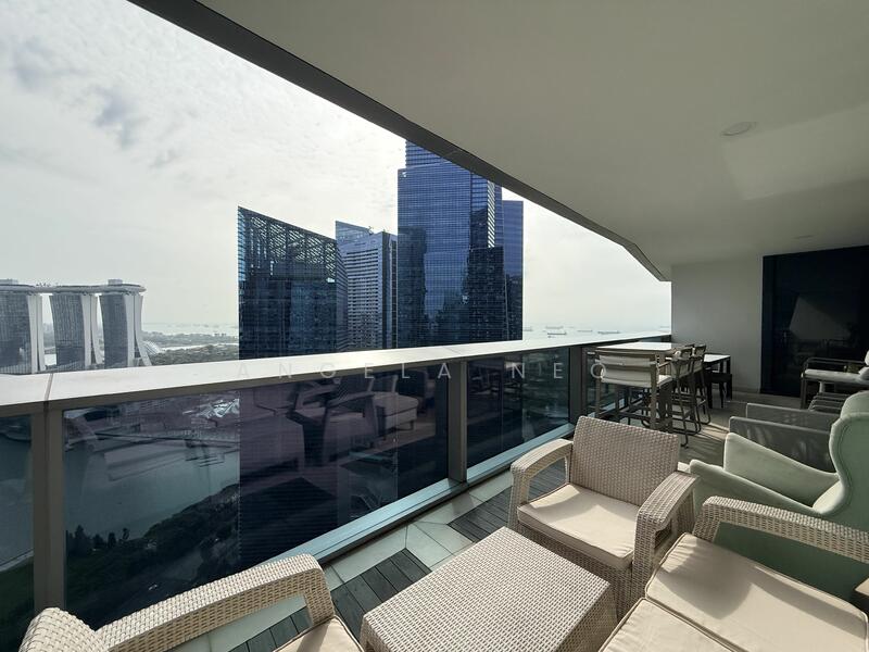 Marina Bay Suites, 3 Central Boulevard, 4 Bedrooms, 2,056 sqft, Apartment For Rent, by Angela Neo, 15259280 - PropertyGuru.com.sg