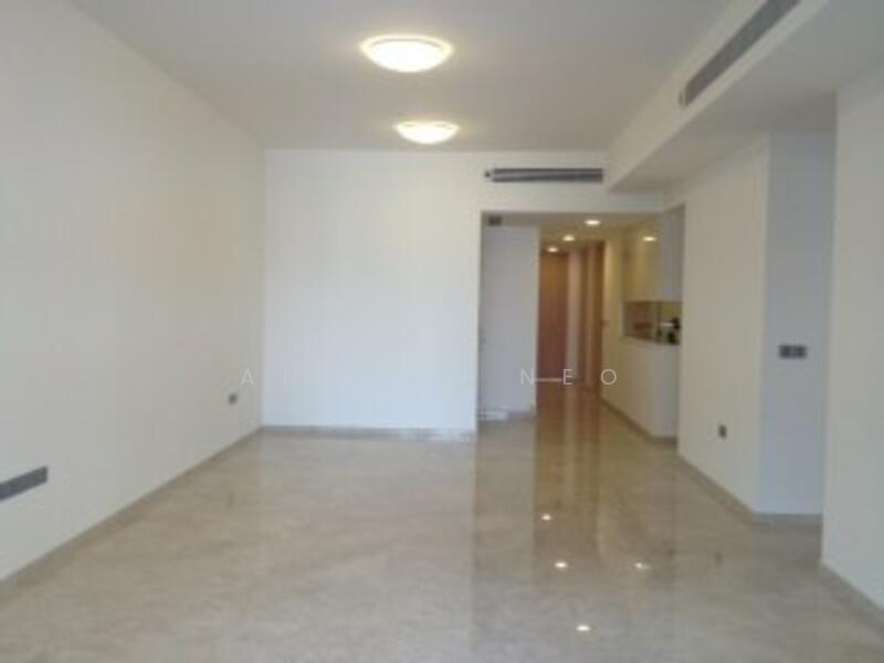 Marina Bay Suites, 3 Central Boulevard, 4 Bedrooms, 2,056 sqft, Apartment For Rent, by Angela Neo, 15259280 - Spacious living - PropertyGuru.com.sg