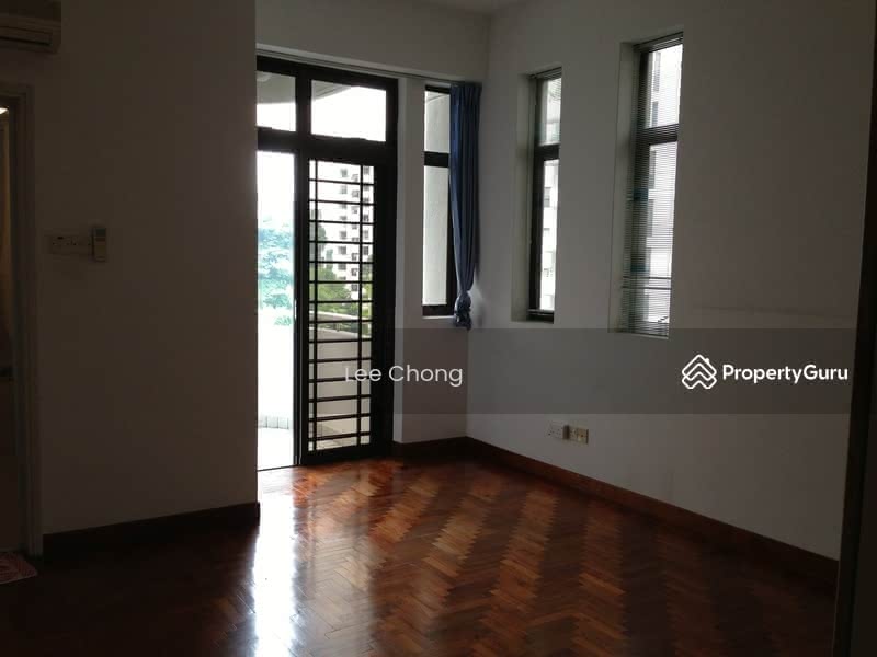 Cashew Heights, 97 Cashew Road, 3 Bedrooms, 1,700 sqft, Condominium For Rent, by Lee Chong, 15281504 - Master bedroom with balcony - PropertyGuru.com.sg
