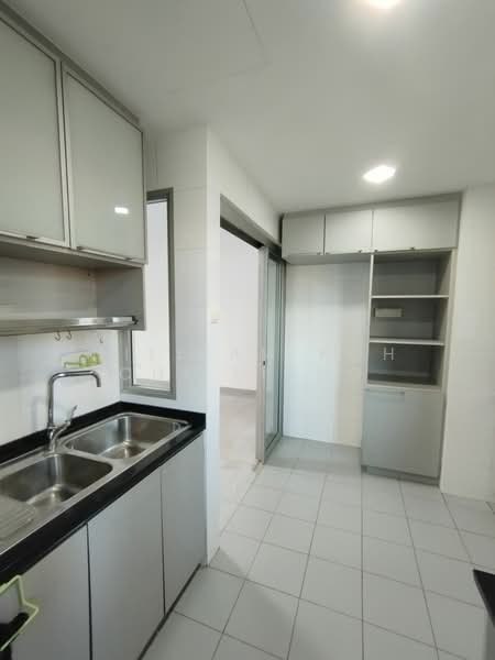 Grandeur 8, 2 Ang Mo Kio Central 3, 3 Bedrooms, 1,227 sqft, Condominium For Rent, by William Koh Chi Liang, 15324104 - Kitchen - PropertyGuru.com.sg