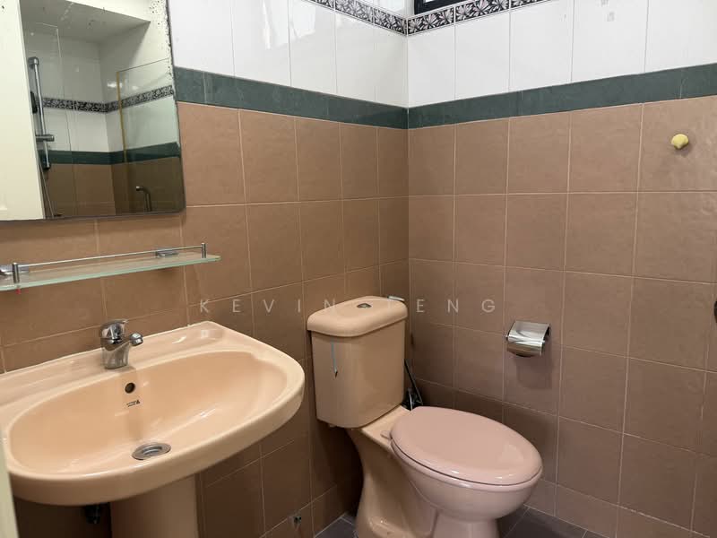 Country Esquire, 20 Lorong Puntong, 4 Bedrooms, 1,679 sqft, Condominium For Rent, by Kevin Teng, 15339425 - PropertyGuru.com.sg