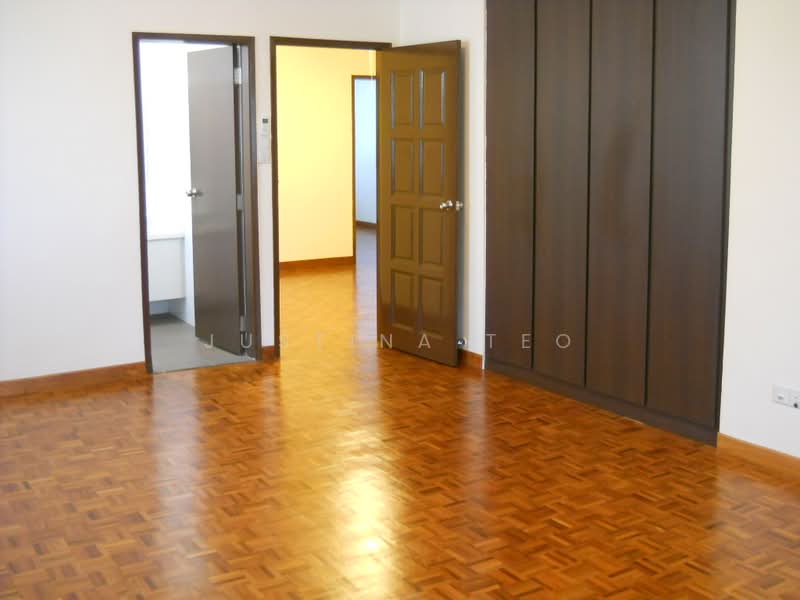 Upper Neram Road, Upper Neram Road, 5 Bedrooms, 2,400 sqft, Semi-Detached House For Rent, by Justina Teo, 15497053 - Master room - PropertyGuru.com.sg
