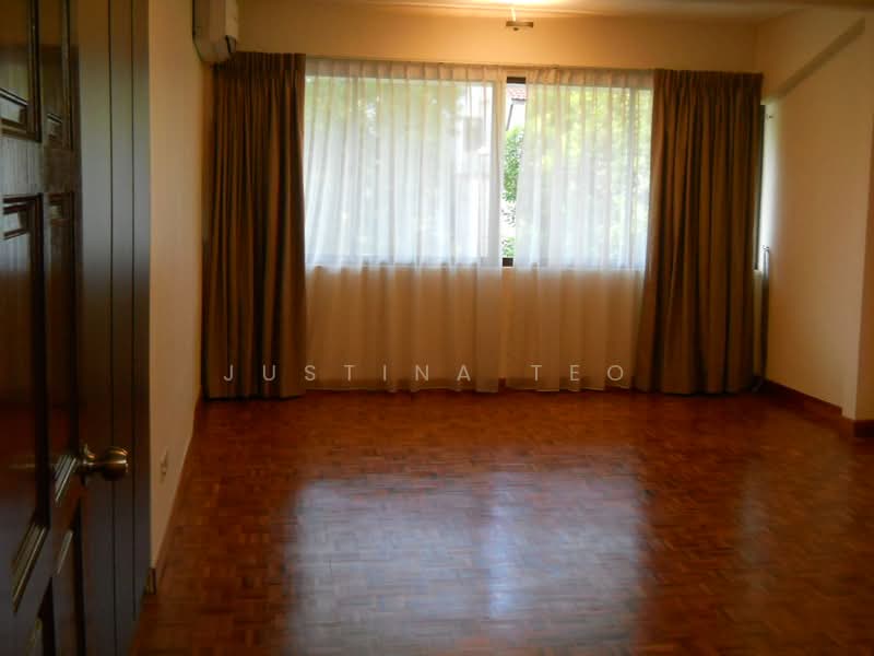 Upper Neram Road, Upper Neram Road, 5 Bedrooms, 2,400 sqft, Semi-Detached House For Rent, by Justina Teo, 15497053 - Master Room - PropertyGuru.com.sg