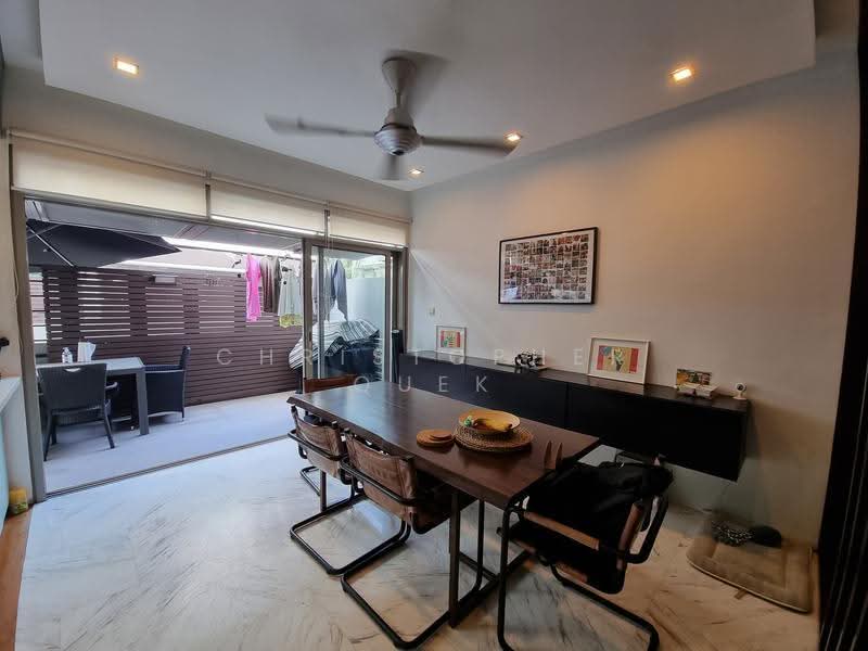 The Teneriffe, 268 Laurel Wood Avenue, Tanglin / Holland / Bukit Timah, 5 Bedrooms, 3,174 sqft, Cluster House For Rent, by Christopher Quek, 15662826 - PropertyGuru.com.sg