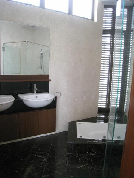 The Chancery Residence, Chancery Lane, Newton / Novena, 6 Bedrooms, 3,780 sqft, Cluster House For Sale, by June Loy, 15699988 - Master Ensuite With Double Sinks - PropertyGuru.com.sg