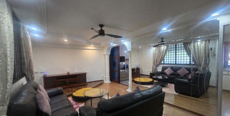 303 Bukit Batok Street 31, 303 Bukit Batok Street 31, Dairy Farm / Bukit Panjang / Choa Chu Kang, 3 Bedrooms, 904 sqft, HDB Flat For Rent, by Rose Lim, 15713310 - Living Room - PropertyGuru.com.sg