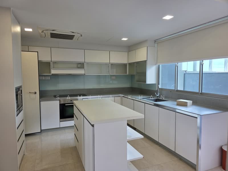 The Sail @ Marina Bay, 2 Marina Boulevard, 4 Bedrooms, 5,835 sqft, Condominium For Sale, by Samina Khan, 15997681 - PropertyGuru.com.sg