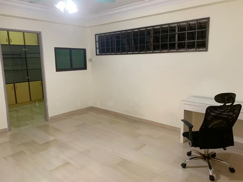 147 Tampines Avenue 5, 147 Tampines Avenue 5, 3 Bedrooms, 1,528 sqft, HDB Flat For Rent, by Lim Siew Eng Sue, 16075621 - Dining room - PropertyGuru.com.sg
