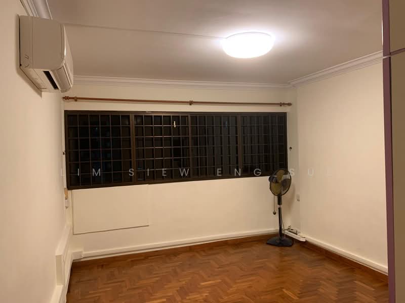 147 Tampines Avenue 5, 147 Tampines Avenue 5, 3 Bedrooms, 1,528 sqft, HDB Flat For Rent, by Lim Siew Eng Sue, 16075621 - common bedroom 2 - PropertyGuru.com.sg