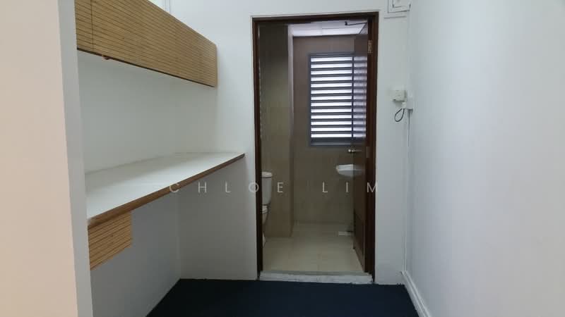 The Alexcier, Alexandra Road, 872 sqft, Office For Rent, by Chloe Lim, 16079588 - Pantry and toilet - CommercialGuru.com.sg