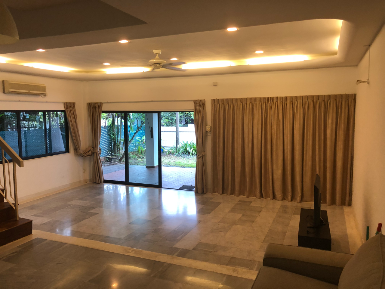 Pasir Ris Terrace, Pasir Ris Terrace, 5 Bedrooms, 3,500 sqft, Corner Terrace For Rent, by Lincoln Choo, 16174501 - PropertyGuru.com.sg