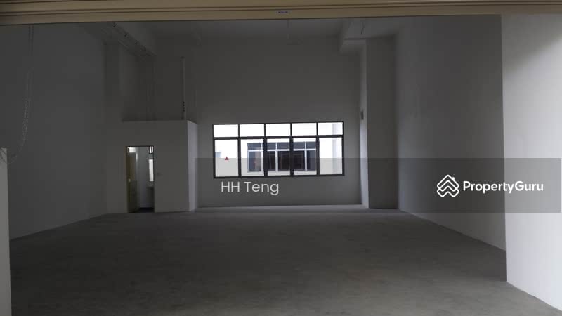 North Spring Bizhub, 11 Yishun industrial Street 1, 1,539 sqft, Factory / Workshop (B2) For Rent, by HH Teng, 16321180 - General unit photo of bare unit size 1539sqft with ensuite toilet - CommercialGuru.com.sg