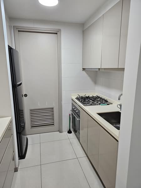 Optima @ Tanah Merah, 86 Tanah Merah Kechil Avenue, 2 Bedrooms, 861 sqft, Apartment For Rent, by Lily Goh, 16410911 - Kitchen - PropertyGuru.com.sg